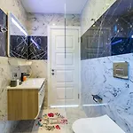 Willa Saribelen Village 2 Bedroom With Garden And Private Pool