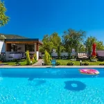Willa Saribelen Village 2 Bedroom With Garden And Private Pool Kalkan