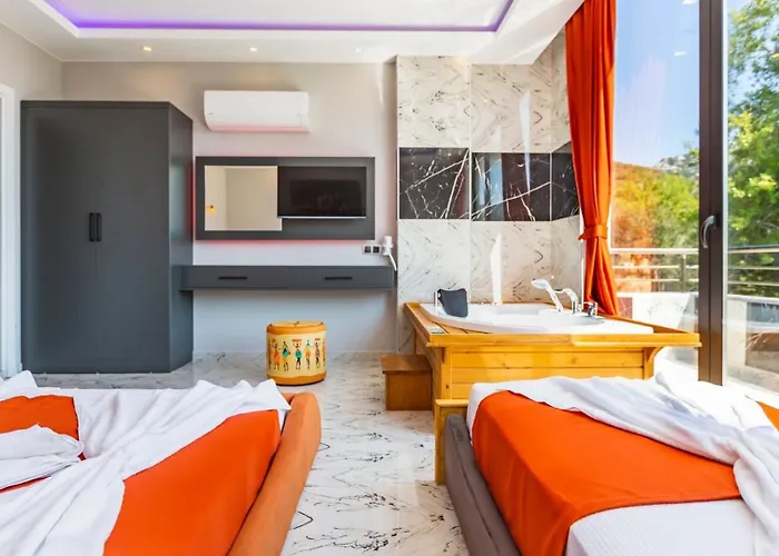 Saribelen Village 2 Bedroom With Garden And Private Pool