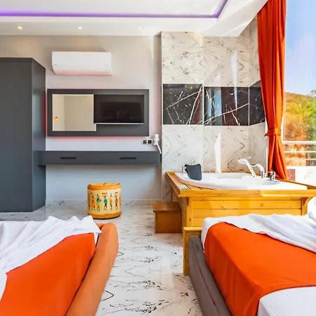 Saribelen Village 2 Bedroom With Garden And Private Pool