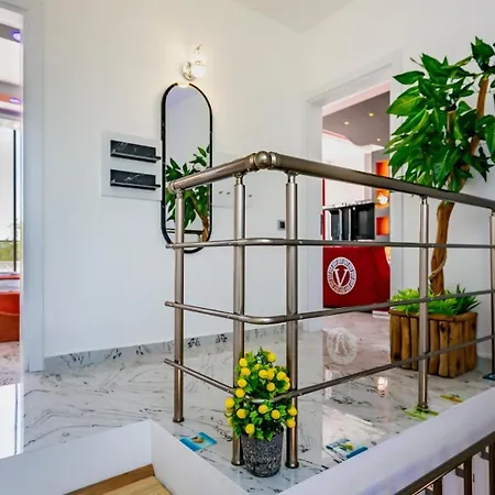 וילה Saribelen Village 2 Bedroom With Garden And Private Pool *