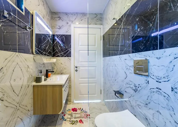 Вилла Saribelen Village 2 Bedroom With Garden And Private Pool