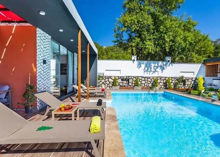 Saribelen Village 2 Bedroom With Garden And Private Pool Вилла