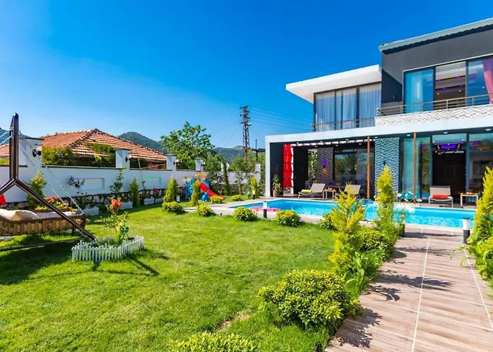 Saribelen Village 2 Bedroom With Garden And Private Pool Вилла *