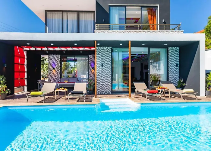 Вилла Saribelen Village 2 Bedroom With Garden And Private Pool *
